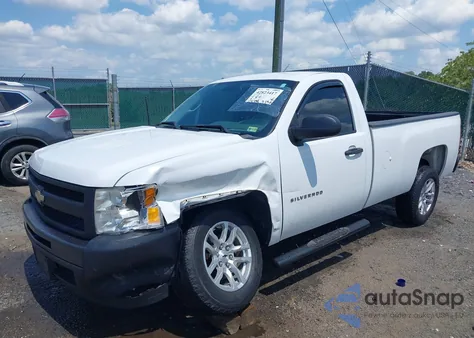2011 Chevrolet Silverado 1500 Work Truck z USA, uszkodzony, nr VIN 1GCNCPEX4BZ357661